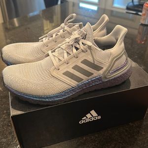 Adidas Men’s  Ultraboost 20 (8.5)
